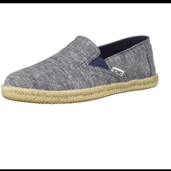 Toms Shoes - Picture 2 of 2